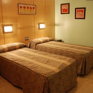 Habitación con Cama King